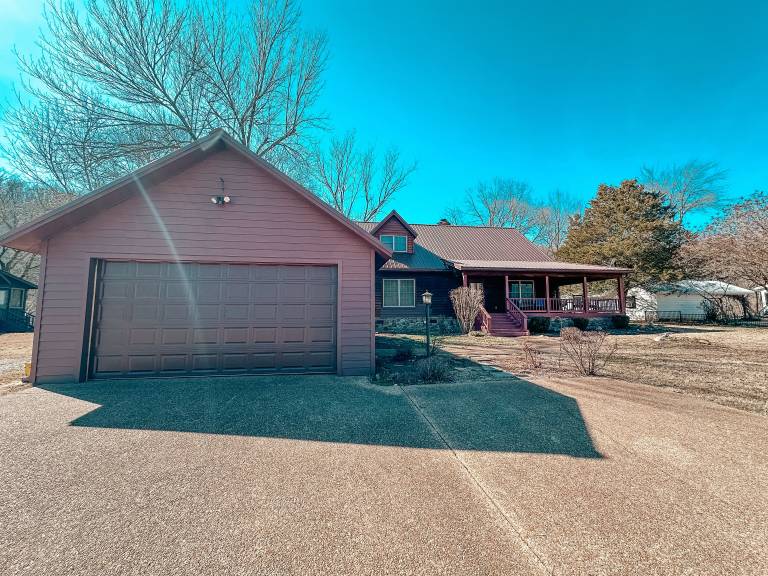 House Mountain View