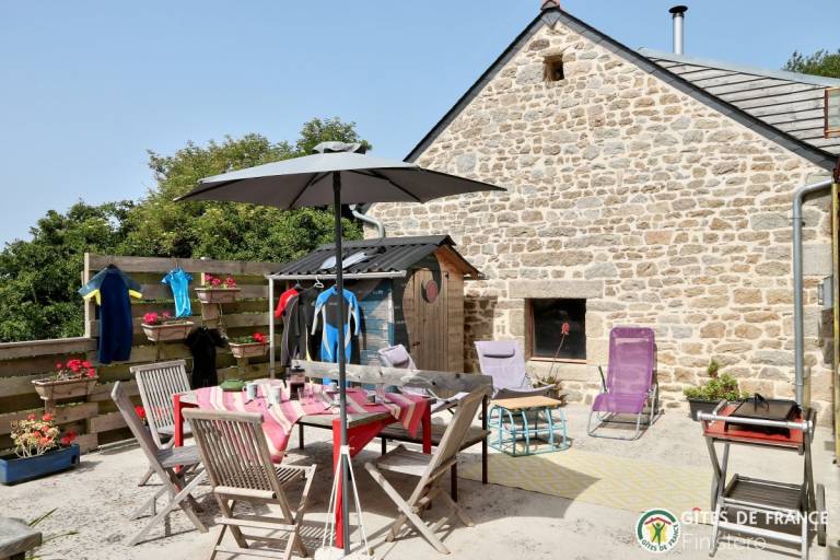 Gite with garden, terrace & grill — photo 4