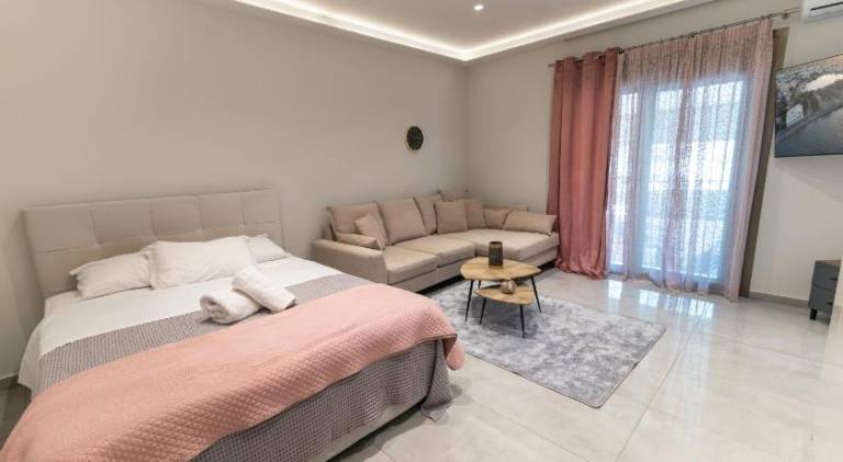 Apartment with terrace & garden in Kos