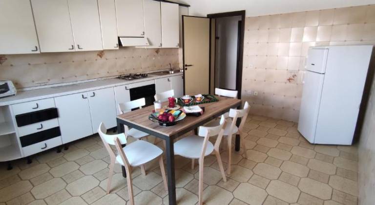 House with BBQ, garden & terrace — photo 2