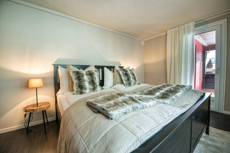 Holiday apartment with 2 rooms for 4 persons — photo 2