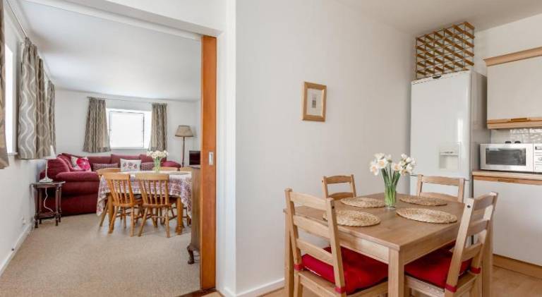 Holiday apartment with 2 rooms for 4 persons — photo 5