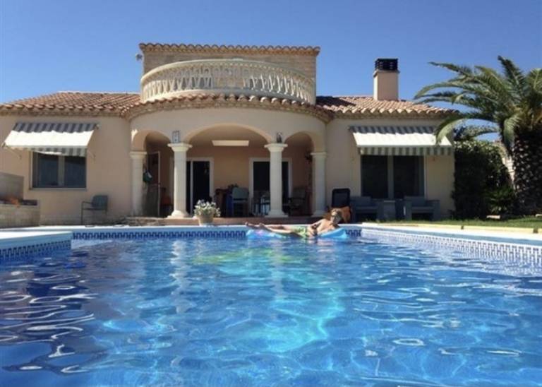 Villa La Aldea