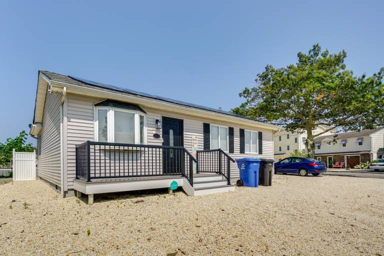 House Beach Haven West