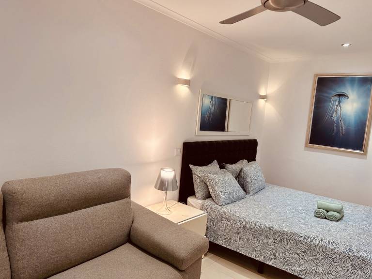 Apartment with 1 room for 4 persons — photo 2