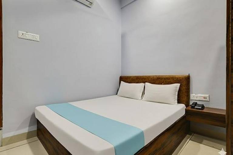 FabHotel Super Corridor