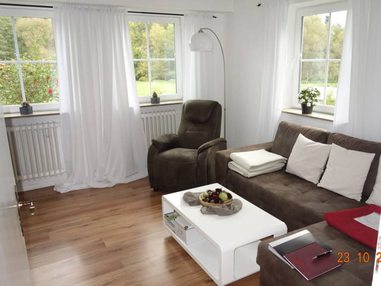 Child-friendly lovely rental apartment | Pets are welcome — photo 2