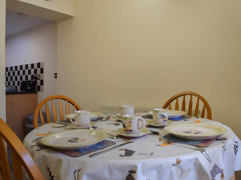Family-friendly cottage with garden & barbecue | River view | Dogs allowed — photo 5
