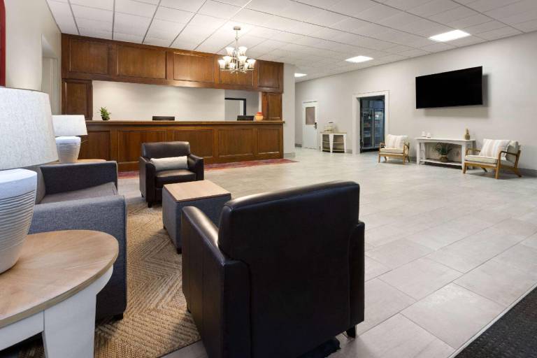 Hawthorn Extended Stay by Wyndham Ellsworth / Bar Harbor — photo 4