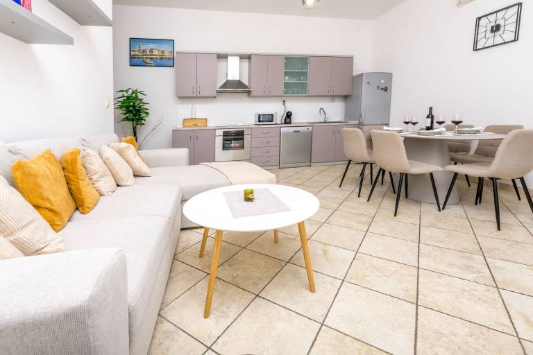 Apartment Kiara near the beach — photo 2