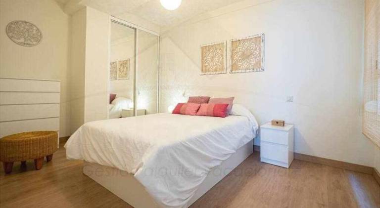 Rental apartment | Next to the beach | Pets allowed in Gijon
