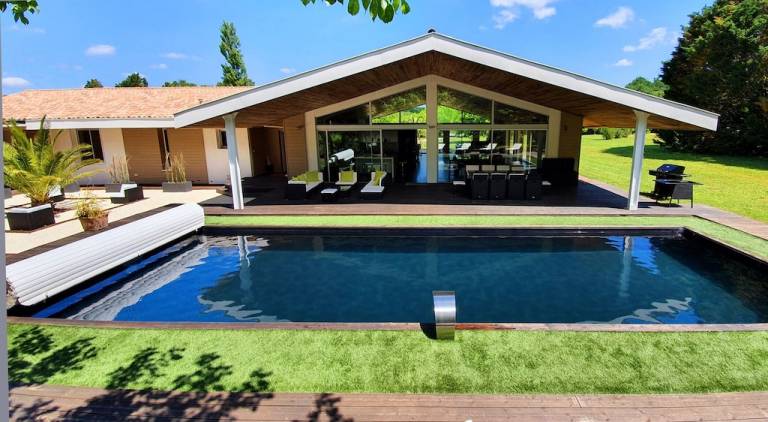 Villa  Saubrigues