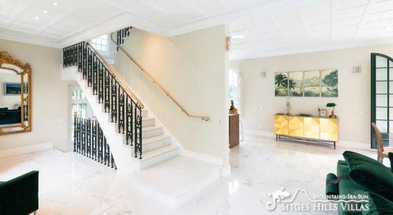 Villa De Los Leones in heart of Sitges by Beach and Town with A/C and Games — photo 4