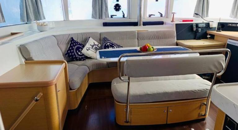 Charming boat with patio | Dogs allowed — photo 5