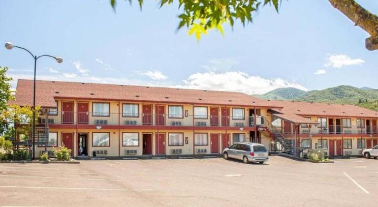 Ashland Valley Inn in Ashland, OR