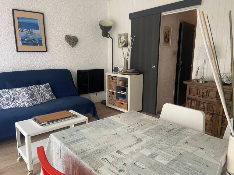 Rental apartment with pool — photo 4