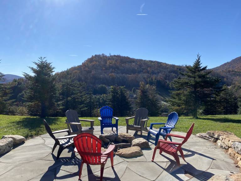 Mountain Lodge Near Downtown — photo 4