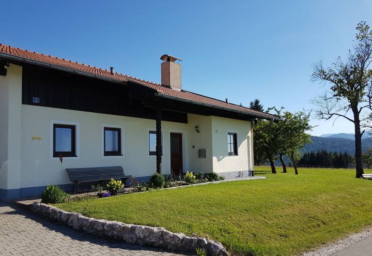 Ferienhaus mit Hund in Siegsdorf f&uuml;r max. 8 Personen