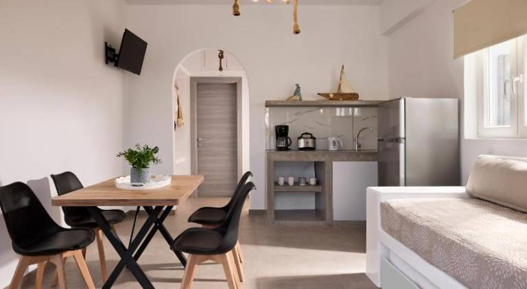 Muses Rooms Milos — photo 4