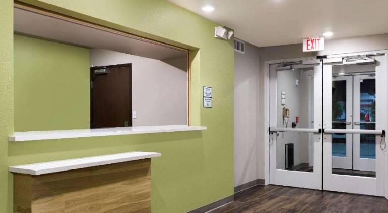 Woodspring Suites Houston IAH Airport — photo 4