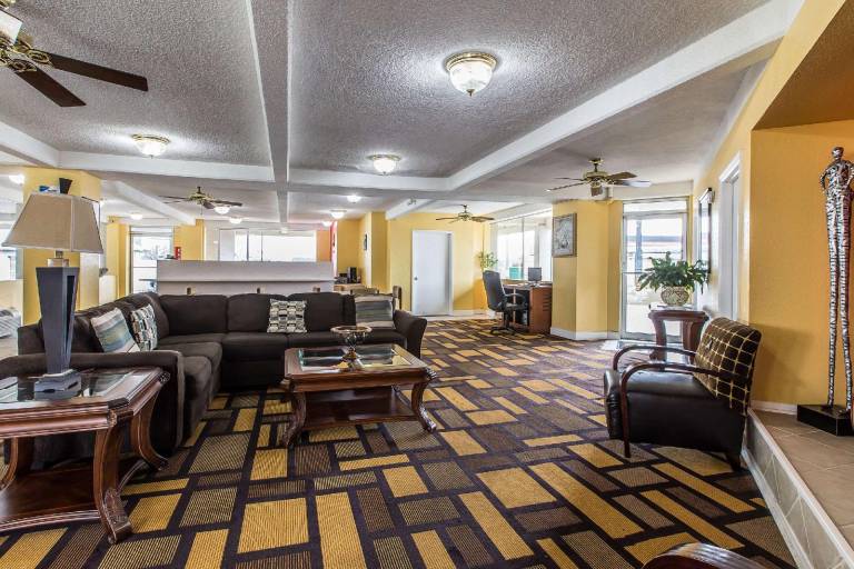 Econo Lodge Byron near Historic District - Warner Robins — photo 2