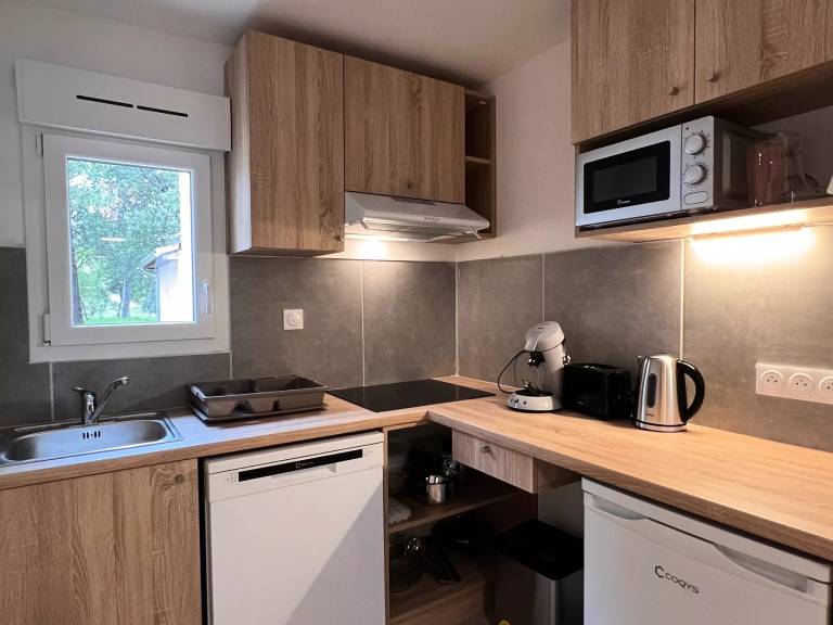 Vacation home with terrace — photo 2
