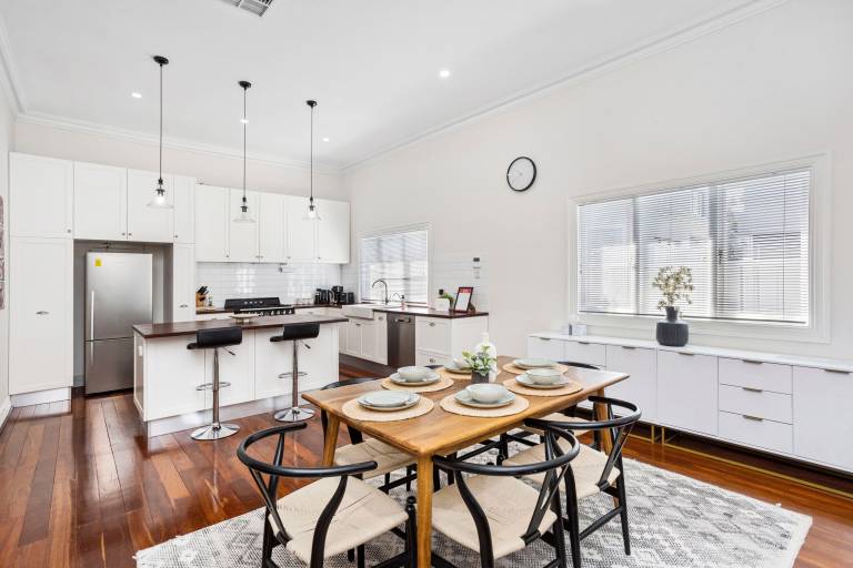 Hyde & Seek – Parkside Family Stay