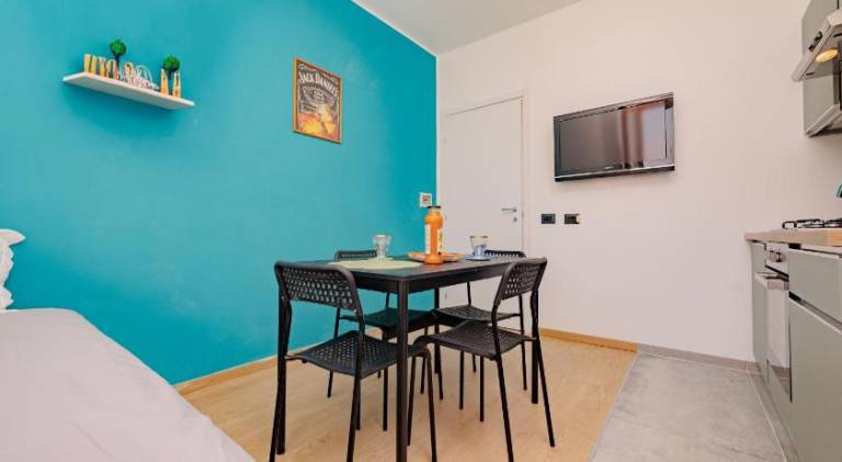 Rental apartment with 3 rooms for 7 persons — photo 2