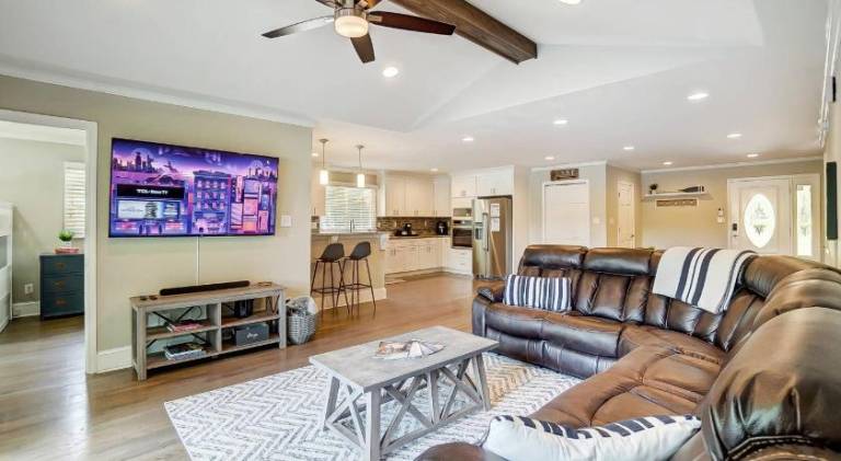 House with 5 rooms for 15 persons — photo 3