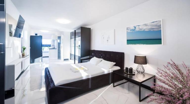 Rental apartment with garden & patio in Mielno