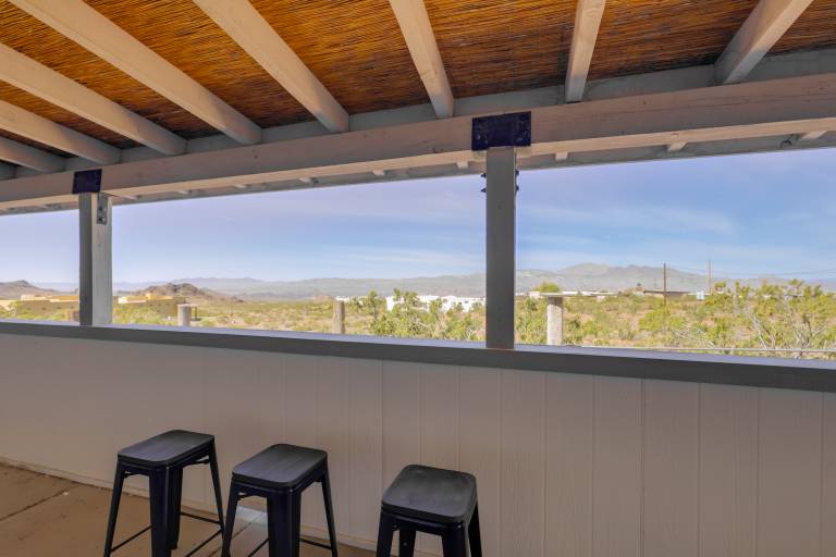 Rustic Bullhead City Retreat w/ Porch & Views — photo 2