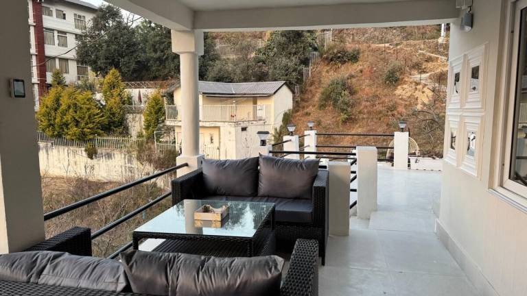Vacation home with yard & barbeque | Perfect for remote work | Dogs allowed — photo 2
