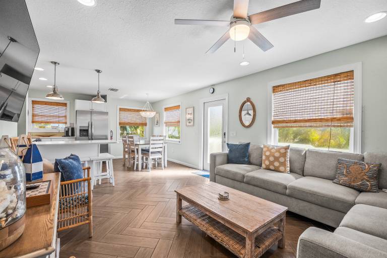 Fully equipped vacation home with private pool | Next to the beach | Pets allowed — photo 4
