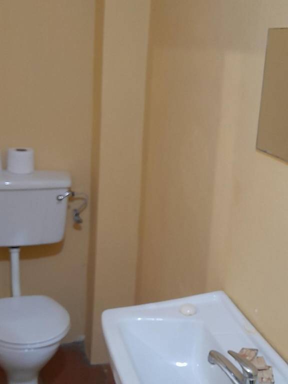 Queen s Comfort Inn — photo 4