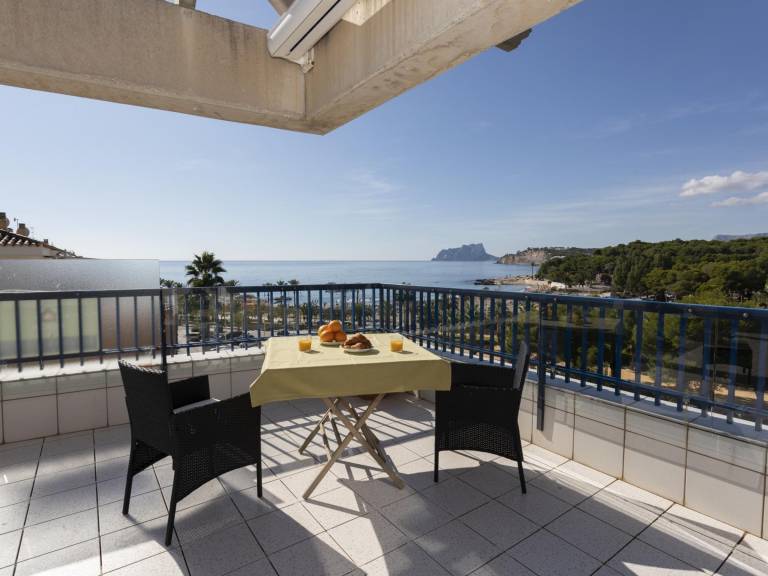 Penthouse 2BR in Central Moraira, Panoramic Sea Views, 150m from Beach, Terrace, WiFi, Parking — photo 2