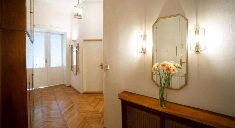 Apartment with 2 rooms for 6 persons — photo 3