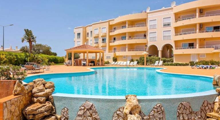 Rental apartment with patio, yard & private pool in Lagos