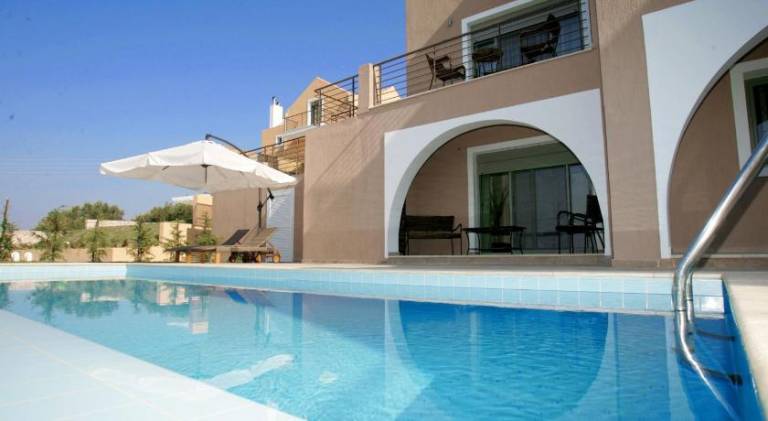 Spacious villa with garden, terrace & pool | Good for workation | Pet-friendly in Kefalonia