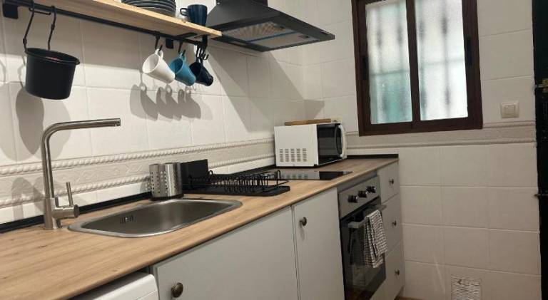 House with 2 rooms for 6 persons — photo 3