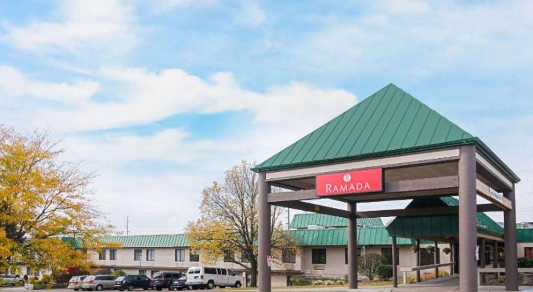 Ramada Hotel & Conference Center by Wyndham Plymouth — photo 2