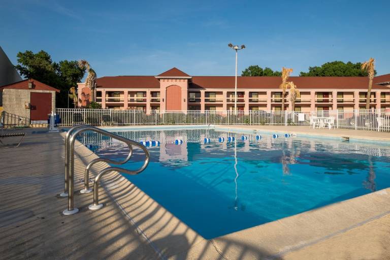 Red Roof Inn Virginia Beach - Norfolk Airport in Virginia Beach, VA