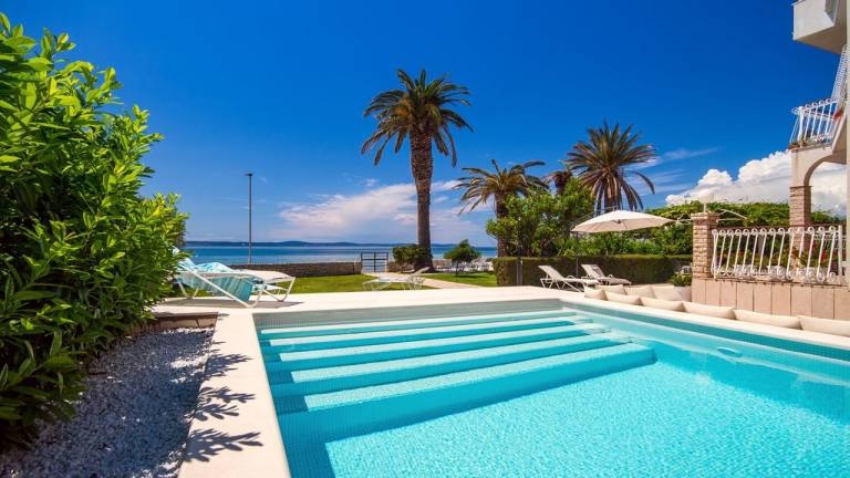 Ferienwohnung  Podstrana