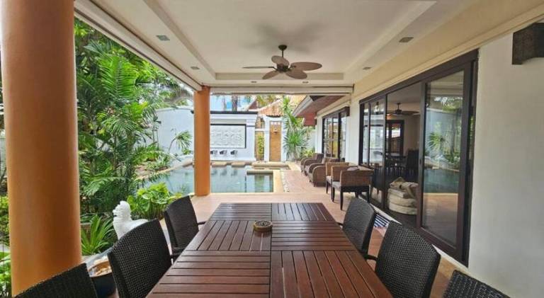 Luxury 5BR Pool Villa Pattaya-Family & Friends Fun Escape-BBQ, Pool Table — photo 5