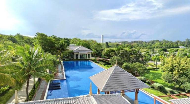 Villa with pool | Pets allowed — photo 5