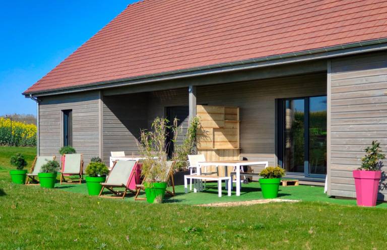 Gite with garden, terrace & BBQ in Troyes