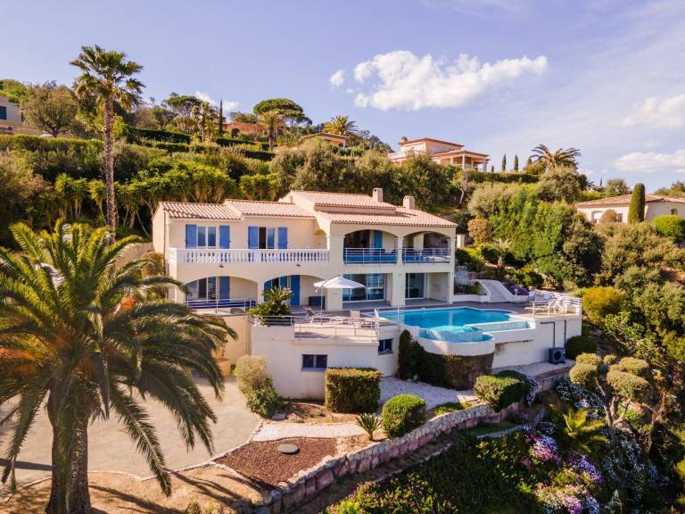Pleasant villa with pool | Good for workation | Pets are welcome in Sainte-Maxime