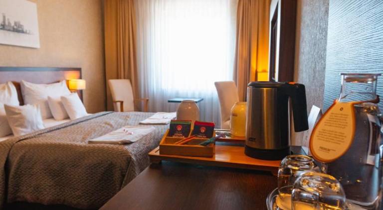 PREMIUM Business Hotel Bratislava — photo 2