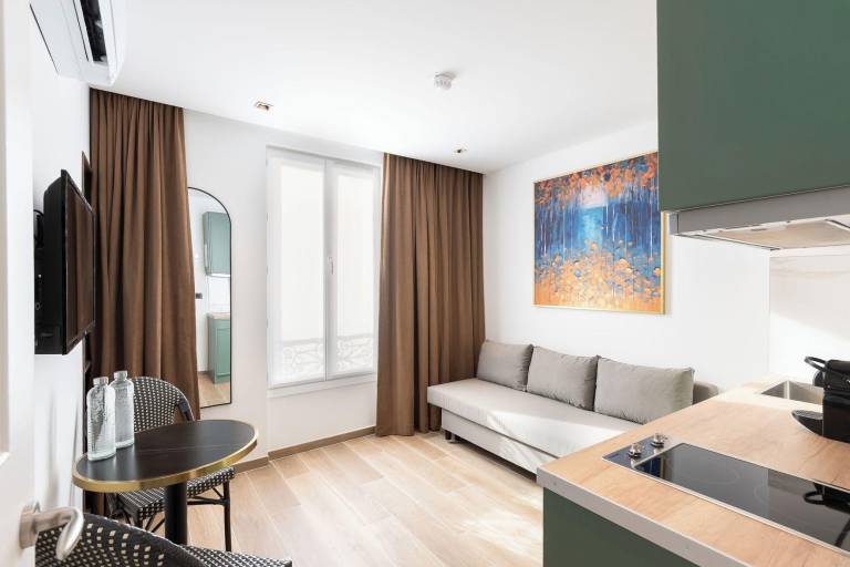 Les Suites Tour Eiffel in Issy-les-Moulineaux