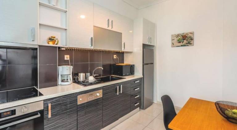 Filota Luxury Home - Free public parking — photo 4