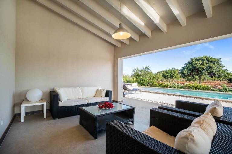 Family-oriented big house with barbeque, terrace & private pool | Pet-friendly — photo 3